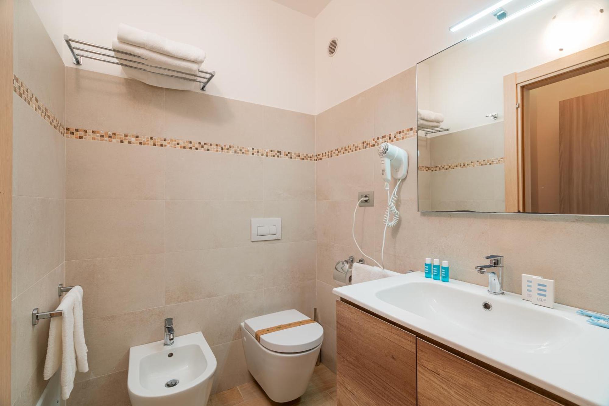 Hotel Portoconte Porto Conte Bagian luar foto